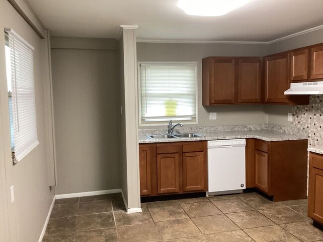 Building Photo - 2019 Drill Ave 3BR/1BA (Dayton)