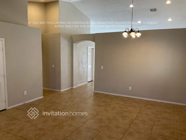 Foto del edificio - 5055 Big Island Ct