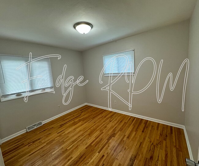 Foto del edificio - Beautiful 4 bedroom house with stunning ba...