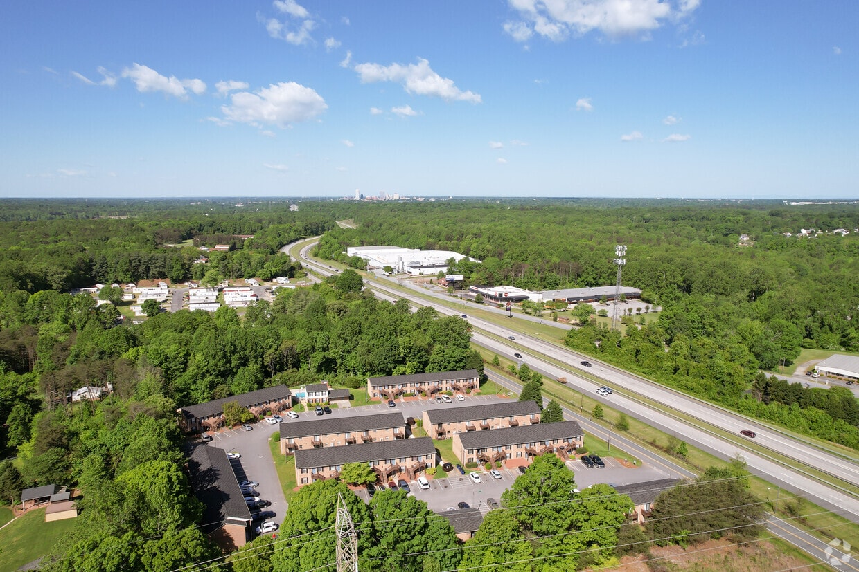 Linville Ridge Apartments