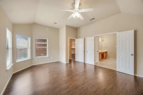 Foto del edificio - 1330 Mercury Ln