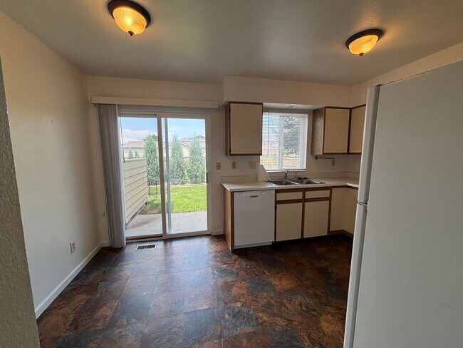 Building Photo - 133 W 47th Pl