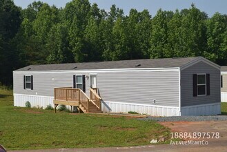 Building Photo - 111 Old Tavern Ln