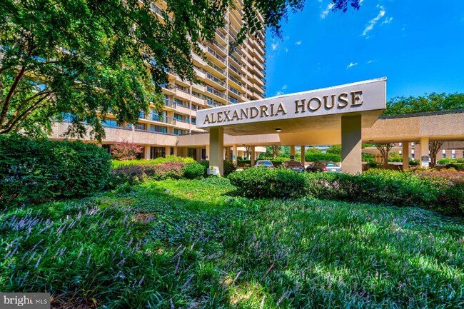 Foto del edificio - 400 Madison St