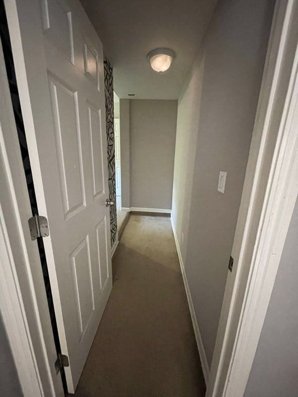 Building Photo - 1354 Utah St