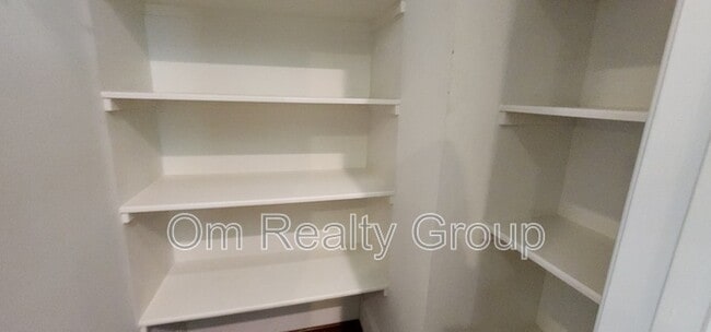 Building Photo - 1405 Patterson St