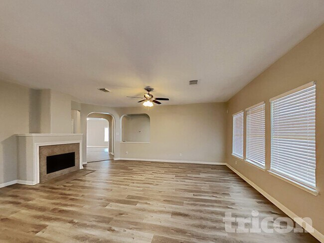 Building Photo - 7711 Sapulpa Ln