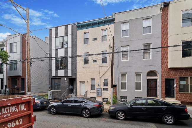 Building Photo - 2120 N 8th St