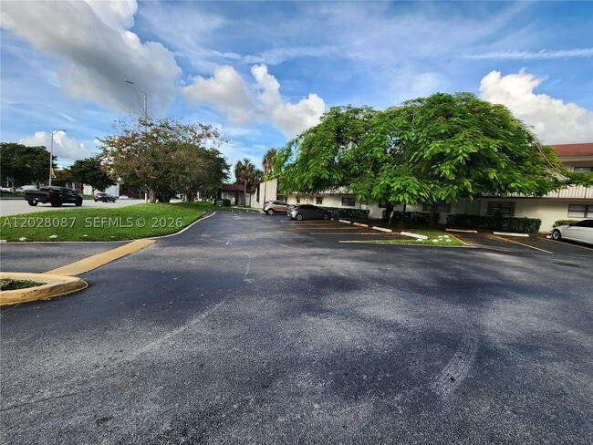 Building Photo - 461 NW 107th Ave