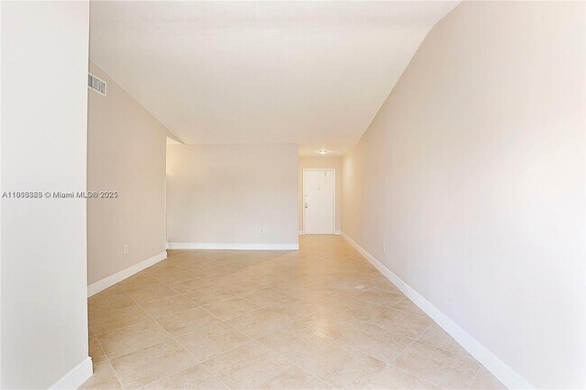Foto del edificio - 4902 SW 138th Ave