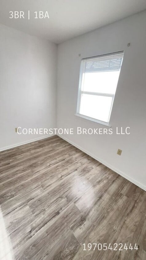 Building Photo - 124 S Curtis St