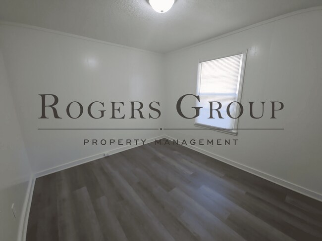 Foto del edificio - #450 - 992-994 Hughes St Duplex