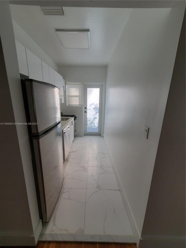 Foto del edificio - 1606 Meridian Ave