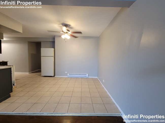 Building Photo - 3121 W 79th St