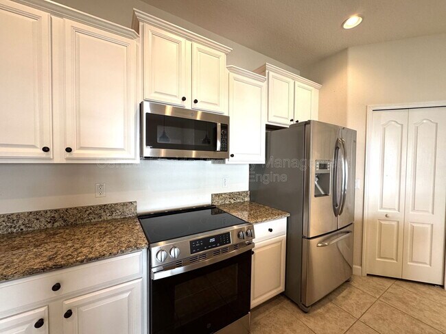 Building Photo - 411 Evening Sky Dr