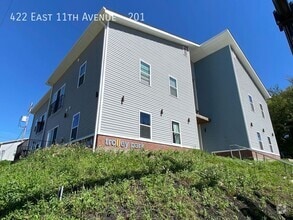 Building Photo - 422 E 11th Ave