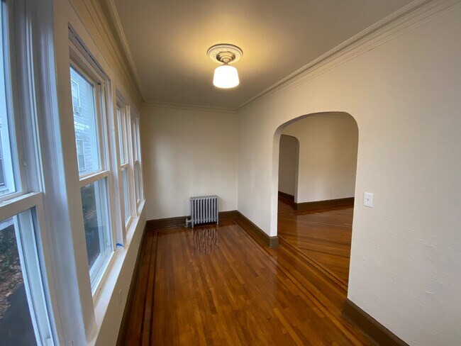 Building Photo - 153 Norman Rd