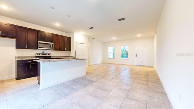 Building Photo - 15665 SW 49th Avenue Rd