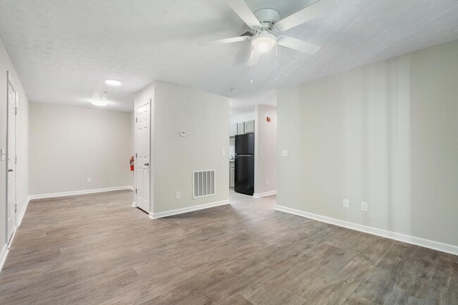 Interior Photo - Salem Chase