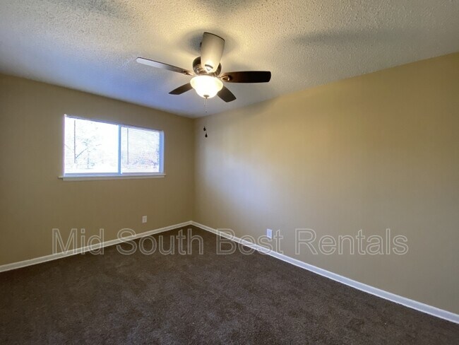 Building Photo - 1407 Mill Rd