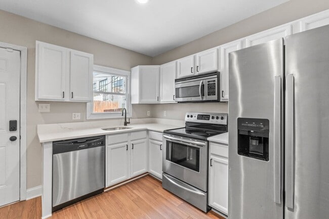 Foto del edificio - 324 W 29th St