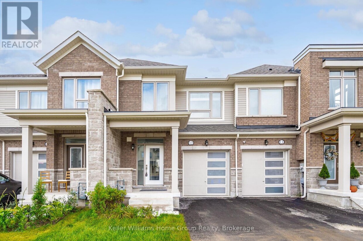 Primary Photo - 13 Edminston Dr