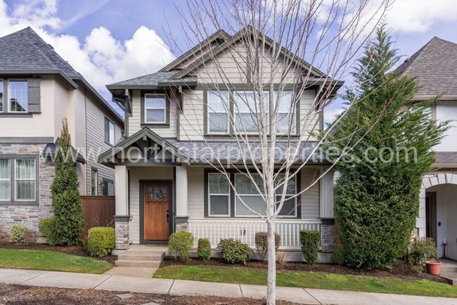 Building Photo - Villebois Craftsman with Recreation Center...