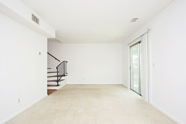Foto del edificio - Dog-Friendly Rental Near Downtown & UVA