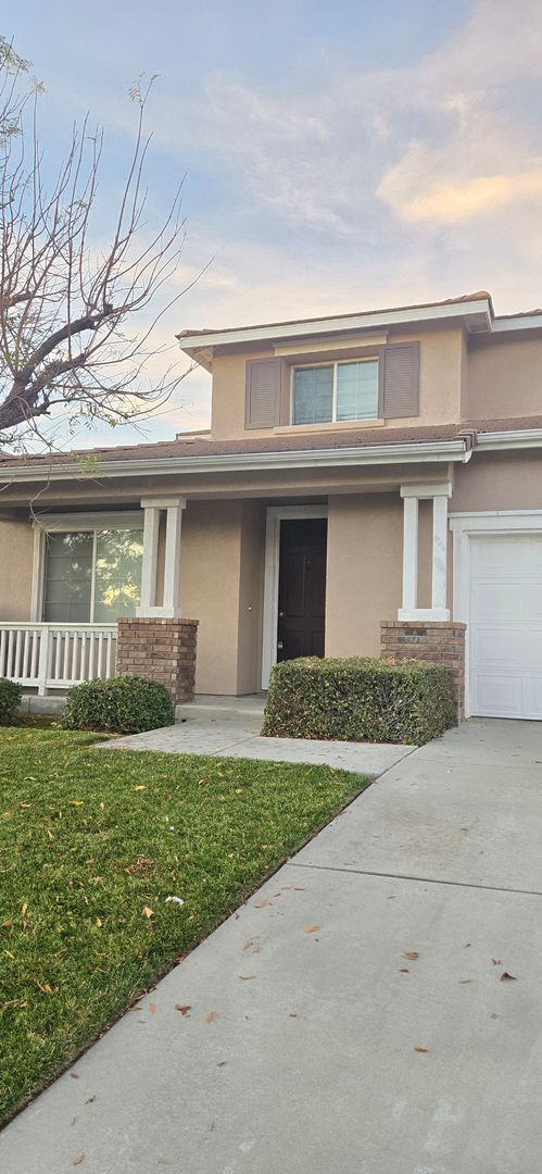 Photo - Spacious Redlands Family Home