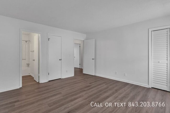 Building Photo - 244 Pine Shadow Dr