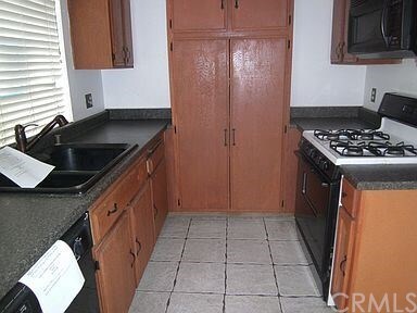 Building Photo - 2663 Shadow Hills Dr
