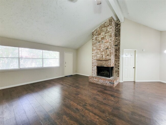 Foto del edificio - 9415 Beckford Dr