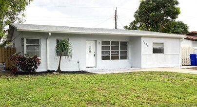 Building Photo - 1648 NE 31st Ct