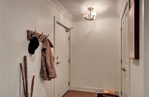 Photo du bâtiment - 320 Sugarcreek Trail