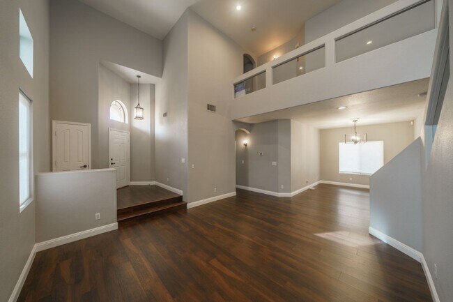 Foto del edificio - 10465 Warwick Falls Ct