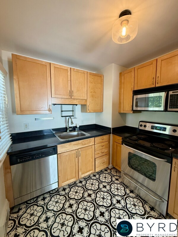Foto del edificio - 4704 Cutshaw Ave