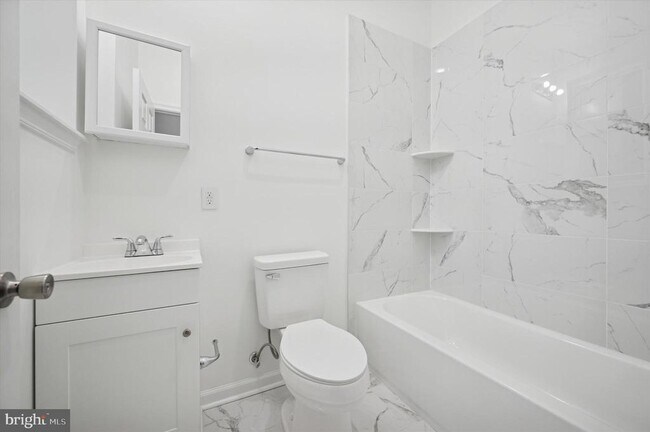 Foto del edificio - 1418 W Erie Ave