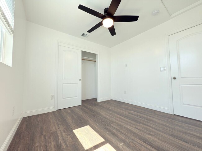 Building Photo - Brand-New 2-Bedroom ADU in Arleta – Be the...
