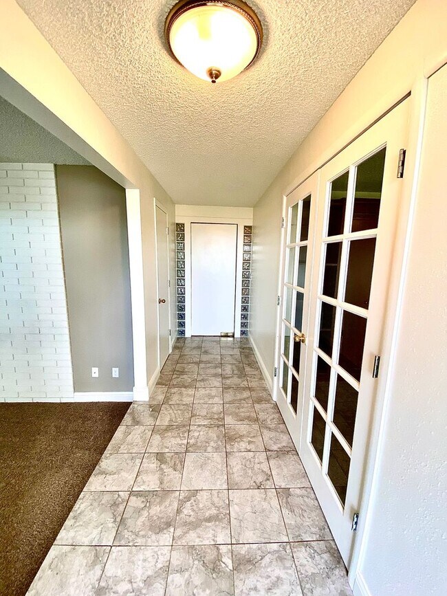 Foto del edificio - Lovely Highlands Home w/a View Available 7...