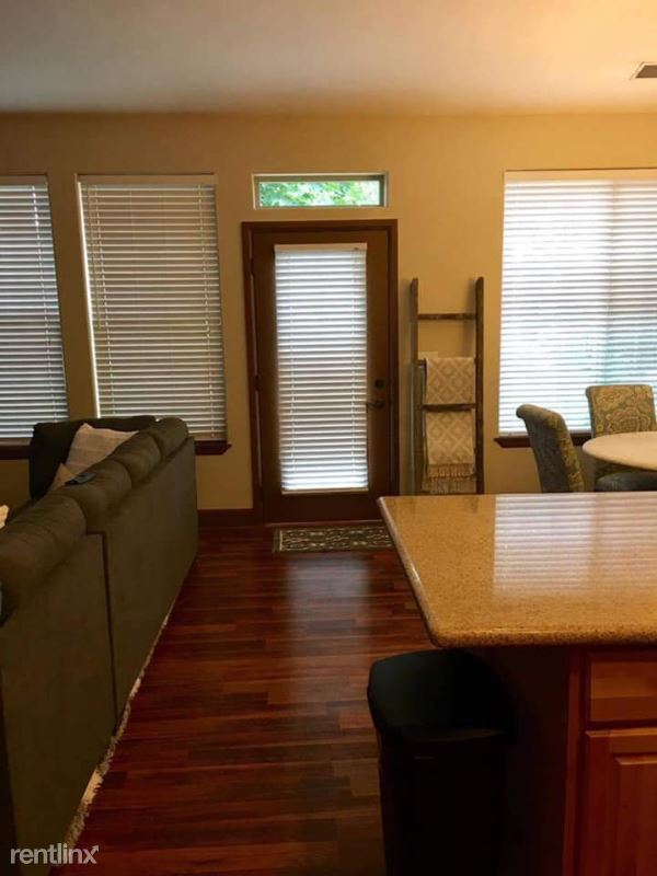 Foto del edificio - 860 W Willow Lake Loop