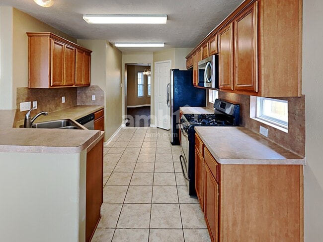 Building Photo - 2617 Las Cruces