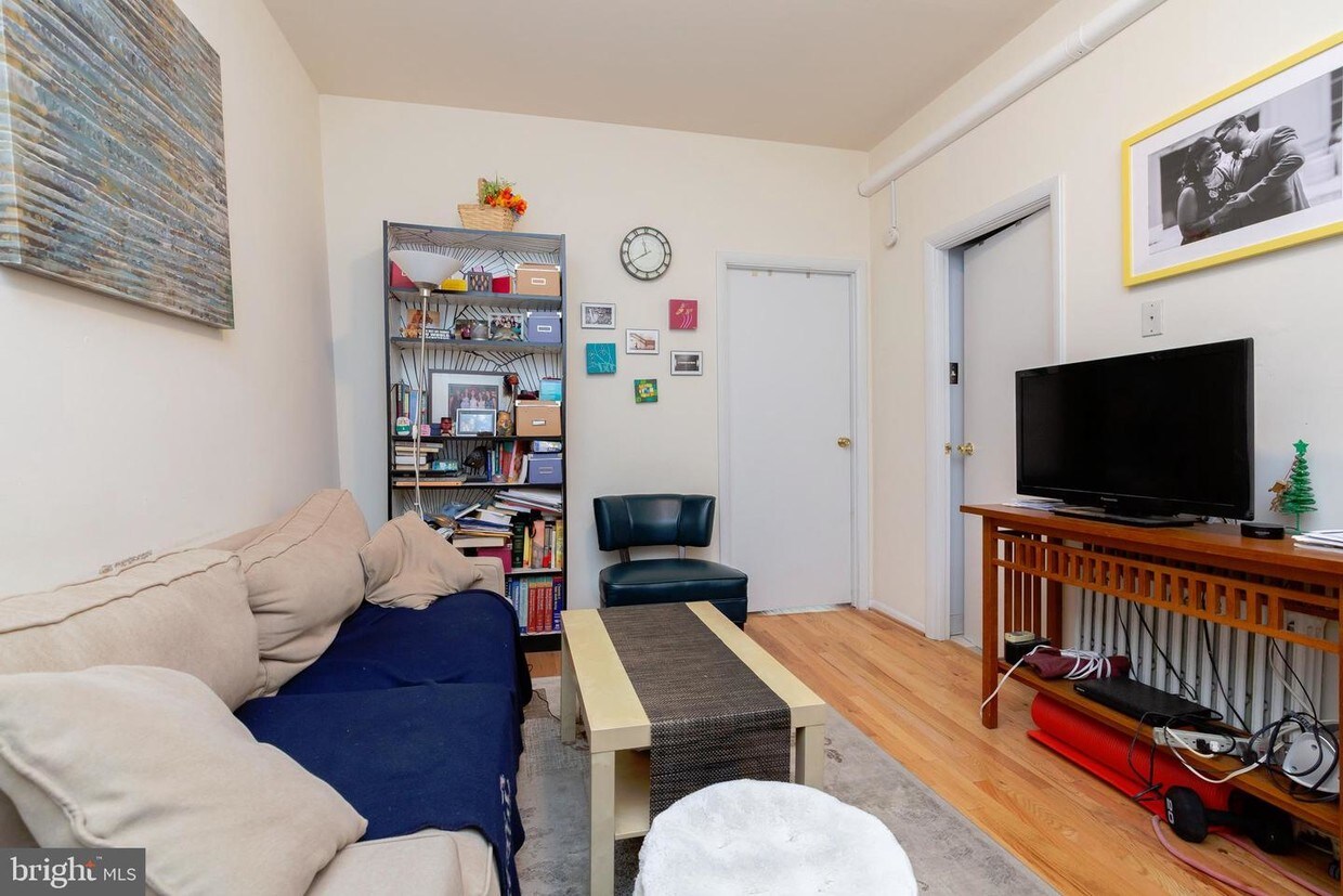 Foto del edificio - 1736 Pine St