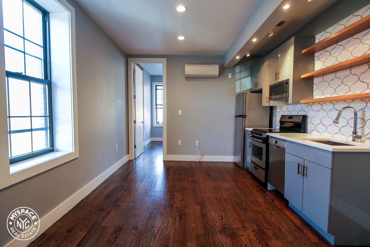 Primary Photo - 417 Throop Ave