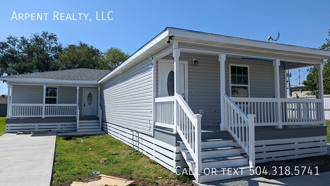 Building Photo - 3616 Tournefort St