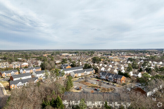 Building Photo - 1505 Olde Sage Ct