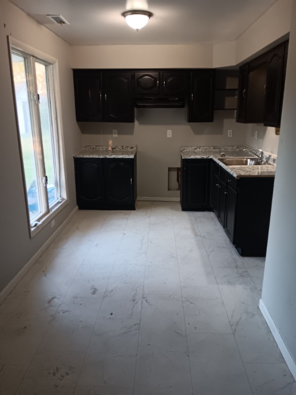 Photo - 5711 N Park Dr