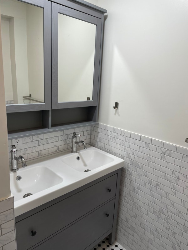 Building Photo - 416 E Main St