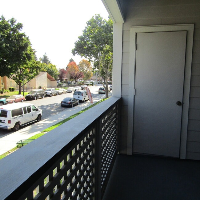 Lakewood Court Apartments San Jose, CA
