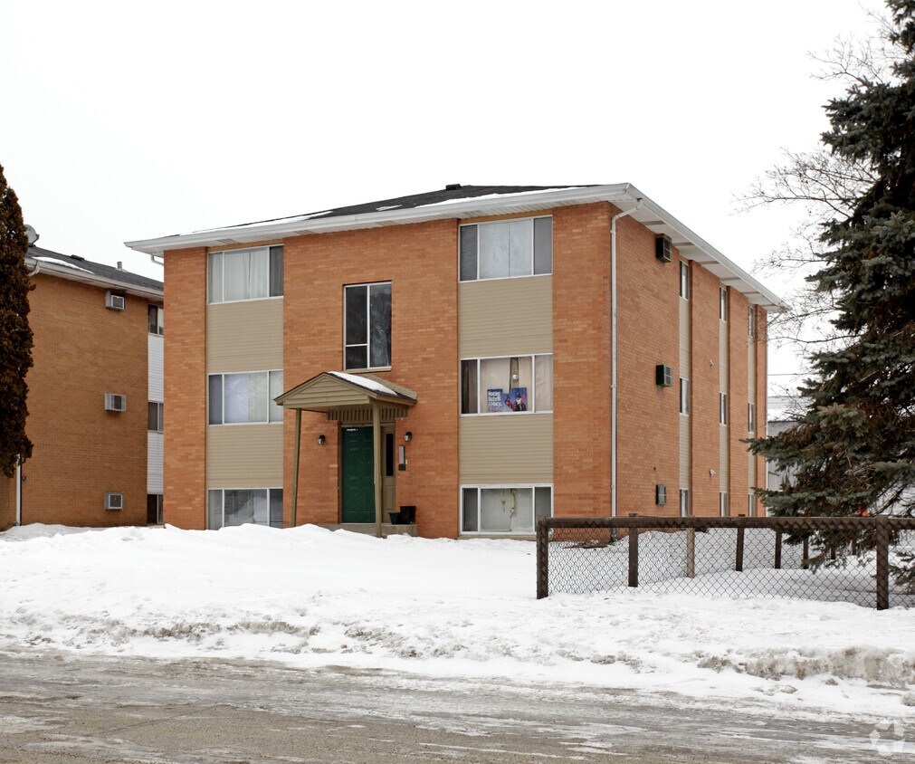 Building Photo - 1132 5th St