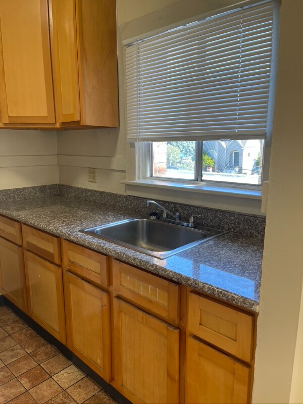 Foto del edificio - 3524 Foothill Blvd